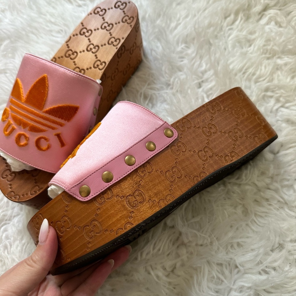 Gucci & Adidas collab clogs - Picture 4 of 7